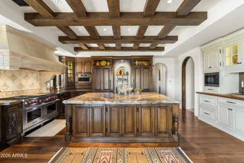 $18,900,000 | 10719 East Rimrock Drive, Scottsdale, AZ 85255