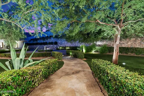 $18,900,000 | 10719 East Rimrock Drive, Scottsdale, AZ 85255