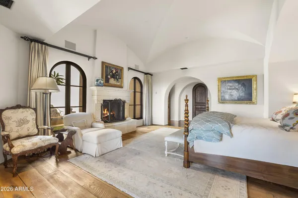 $18,900,000 | 10719 East Rimrock Drive, Scottsdale, AZ 85255