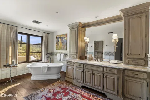 $18,900,000 | 10719 East Rimrock Drive, Scottsdale, AZ 85255