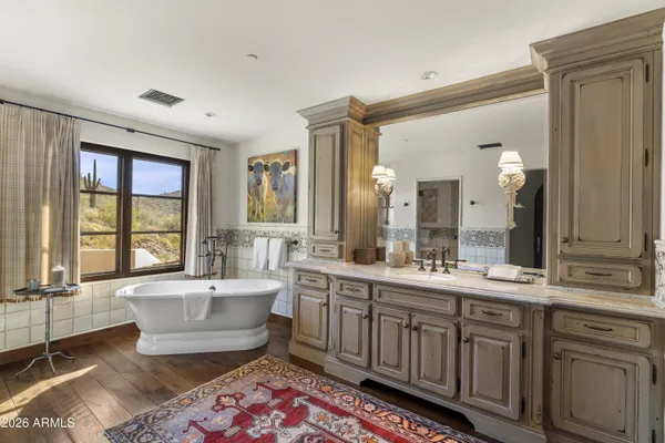$18,900,000 | 10719 East Rimrock Drive, Scottsdale, AZ 85255