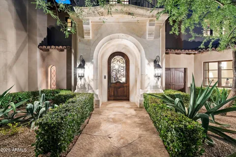 $18,900,000 | 10719 East Rimrock Drive, Scottsdale, AZ 85255