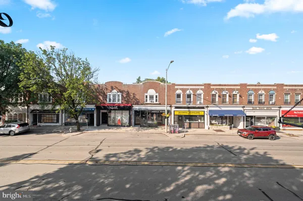 $2,325 | 834 West Lancaster Avenue, Unit 3F, Bryn Mawr, PA 19010