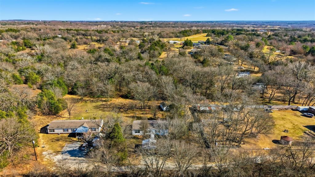 227 Sheryl Lane Denison, TX 75021 - Photo 12 of 37