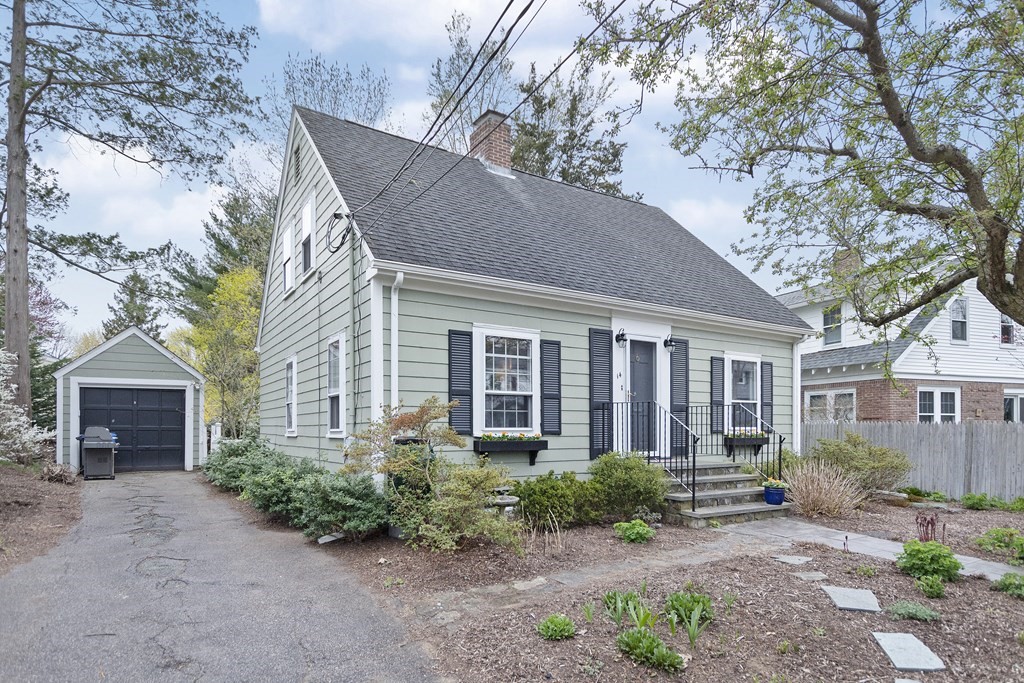 14 Virginia Road Waltham, MA 02453 - Photo 1 of 34