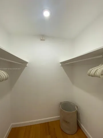 $5,500 | 5151 Collins Avenue, Unit 531, Miami Beach, FL 33140