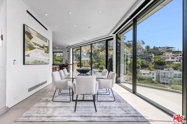 $6,499,000 | 8526 Hollywood Boulevard, Los Angeles, CA 90069