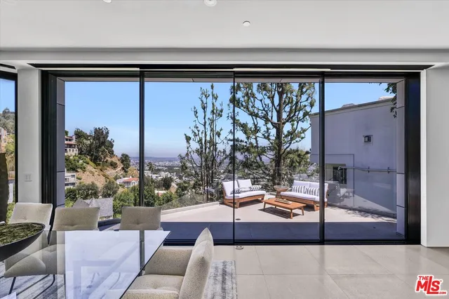 $6,499,000 | 8526 Hollywood Boulevard, Los Angeles, CA 90069