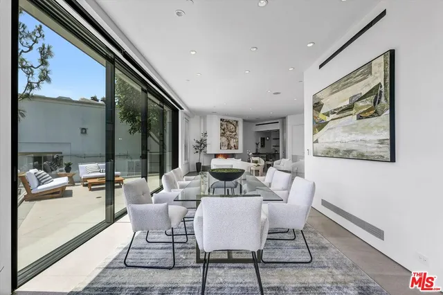 $6,499,000 | 8526 Hollywood Boulevard, Los Angeles, CA 90069