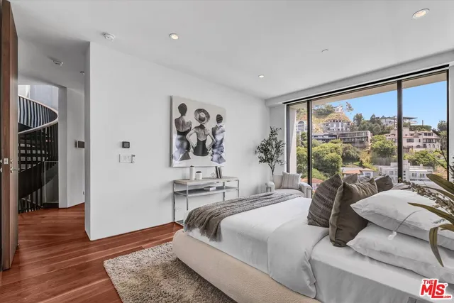 $6,499,000 | 8526 Hollywood Boulevard, Los Angeles, CA 90069