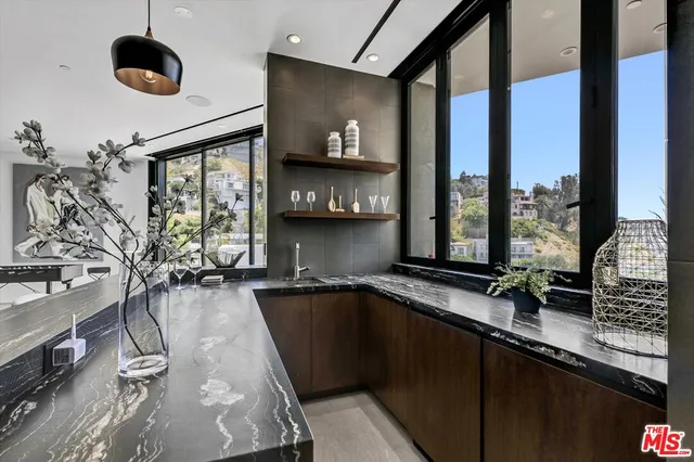 $6,499,000 | 8526 Hollywood Boulevard, Los Angeles, CA 90069