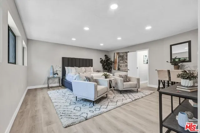 $6,499,000 | 8526 Hollywood Boulevard, Los Angeles, CA 90069