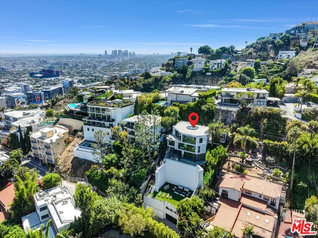 $6,499,000 | 8526 Hollywood Boulevard, Los Angeles, CA 90069