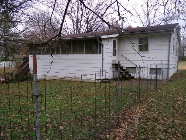 $150,000 | 716 Franklin Street, Sweet Springs, MO 65351