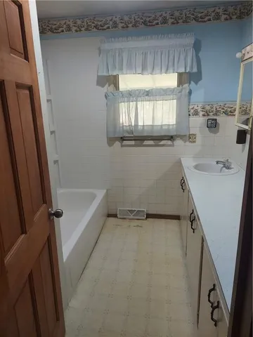 $150,000 | 716 Franklin Street, Sweet Springs, MO 65351