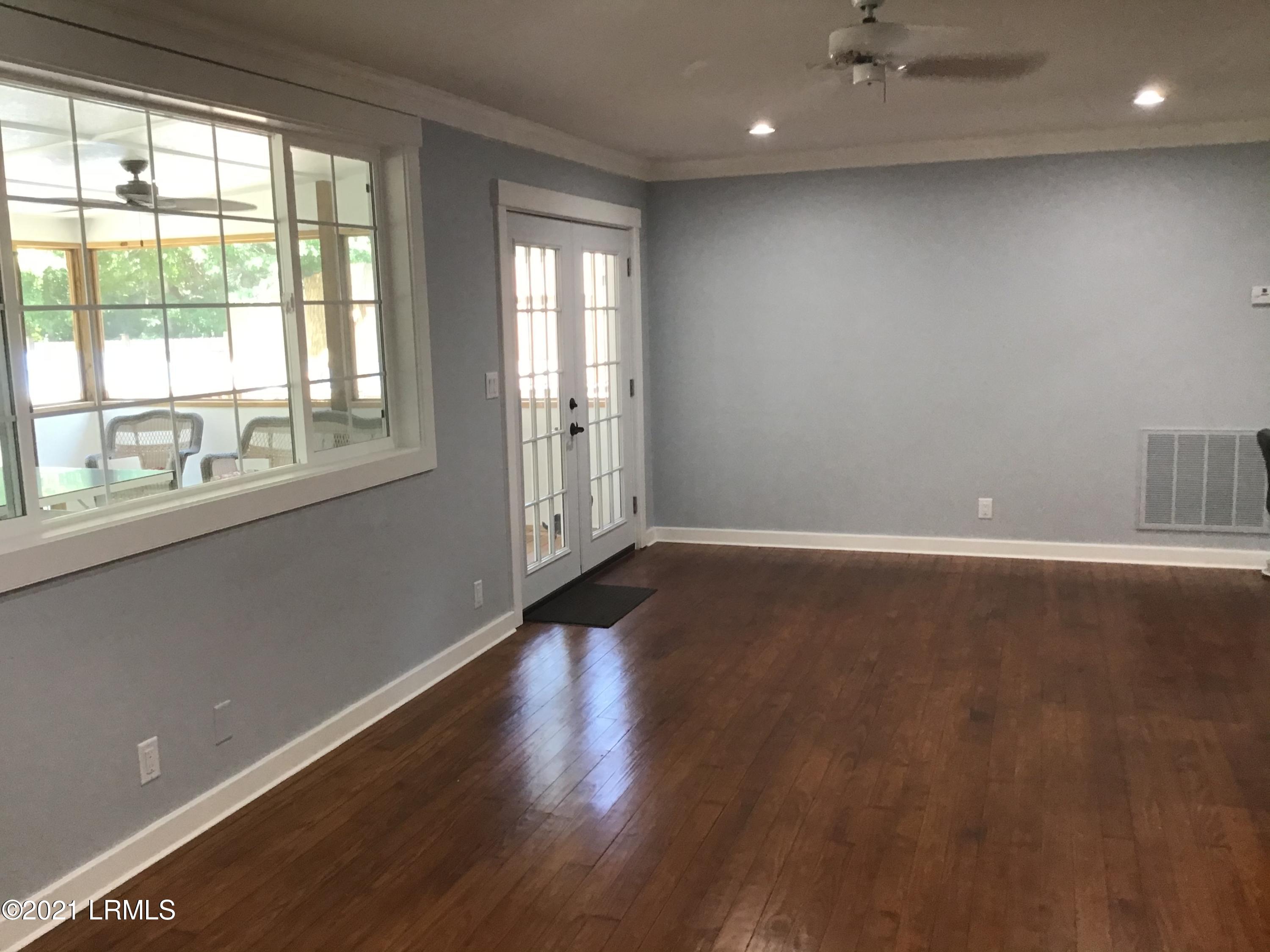 809 Sams Point Road Beaufort, SC 29907 - Photo 26 of 34 64F94967-935A-418C-B5FB-3801A57B1864