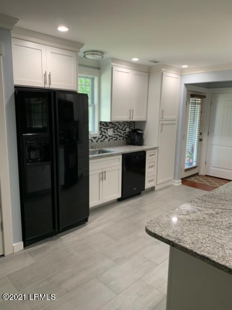 809 Sams Point Road Beaufort, SC 29907 - Photo 6 of 34 A9732CCC-1D2A-48AE-A0F6-F56A92C42834