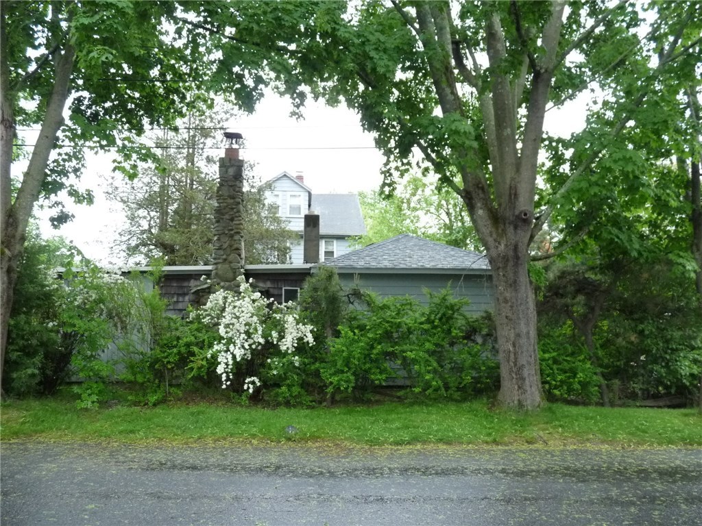 195 Sowams Road Barrington, RI 02806 - Photo 1 of 18 Gallery Image 1