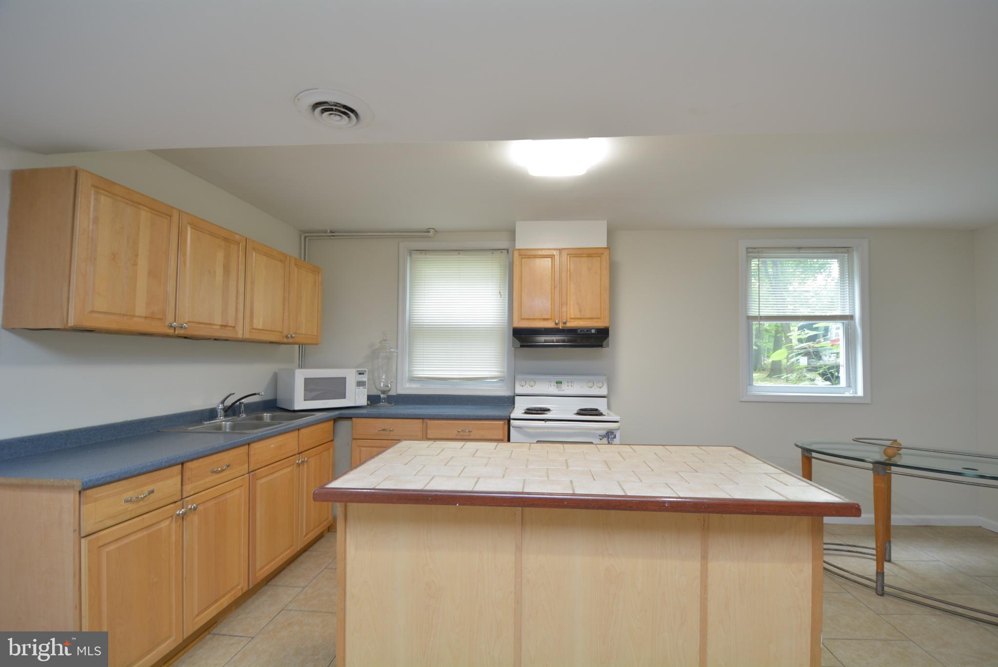 7708 Hoadly Road Manassas, VA 20112 - Photo 18 of 46 Gallery Image 18