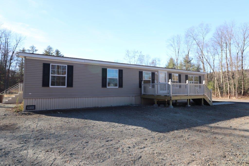 232 Lauchnor Road Lehighton, PA 18235 - Photo 26 of 34 Front View