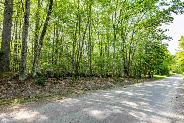 $595,000 | 256 Irish Hill Road, Hopkinton, NH 03229