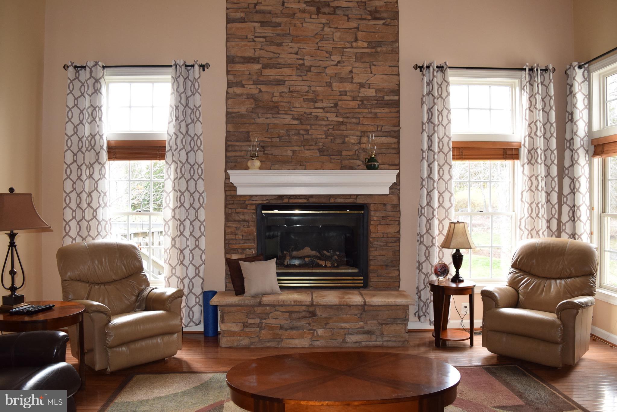 14158 Clubhouse Road Gainesville, VA 20155 - Photo 10 of 17 Family Room
