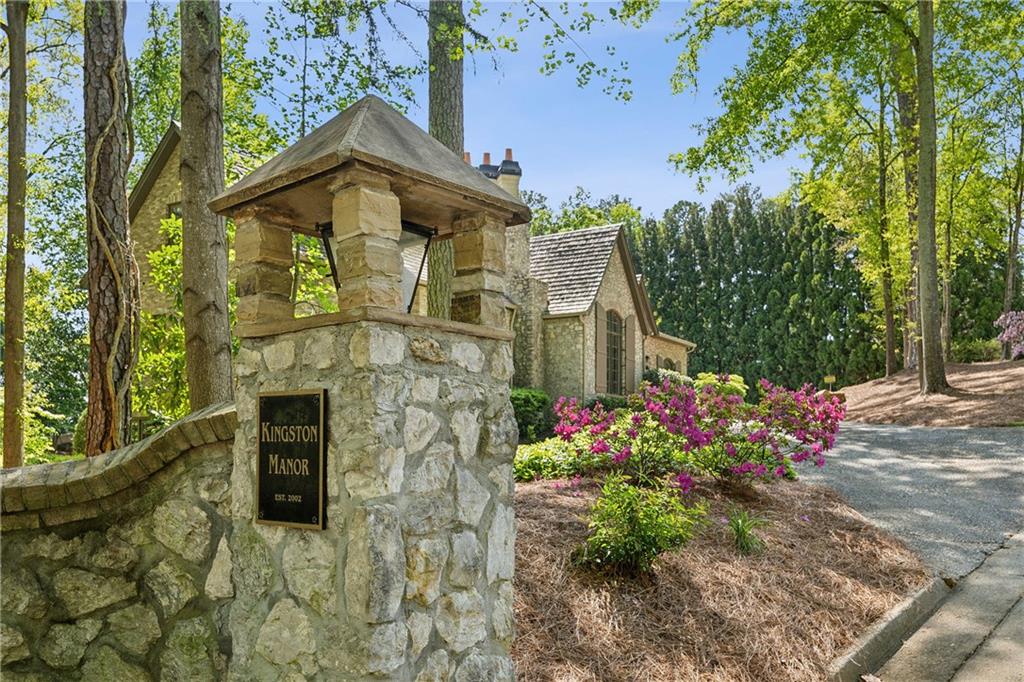 105 Kingston Manor Northeast Atlanta, GA 30342 - Photo 104 of 104