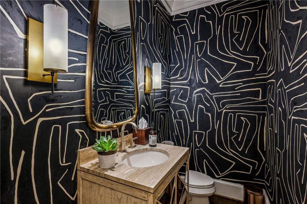 105 Kingston Manor Northeast Atlanta, GA 30342 - Photo 60 of 104