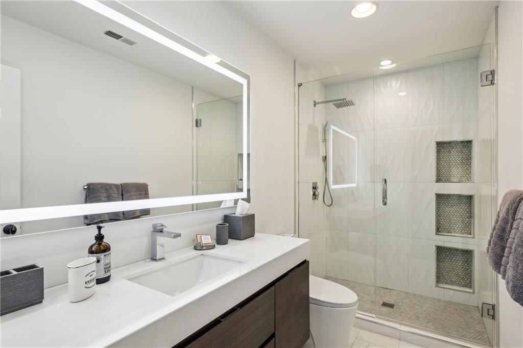 105 Kingston Manor Northeast Atlanta, GA 30342 - Photo 62 of 104