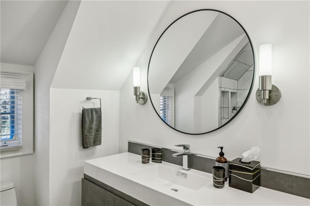 105 Kingston Manor Northeast Atlanta, GA 30342 - Photo 69 of 104