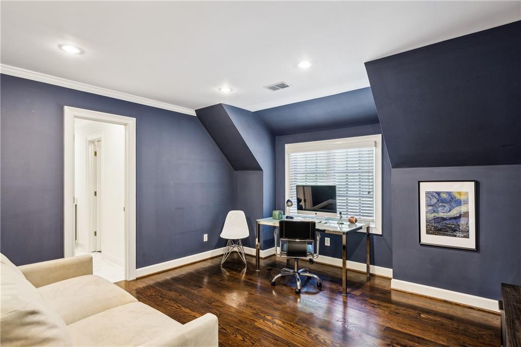 105 Kingston Manor Northeast Atlanta, GA 30342 - Photo 70 of 104