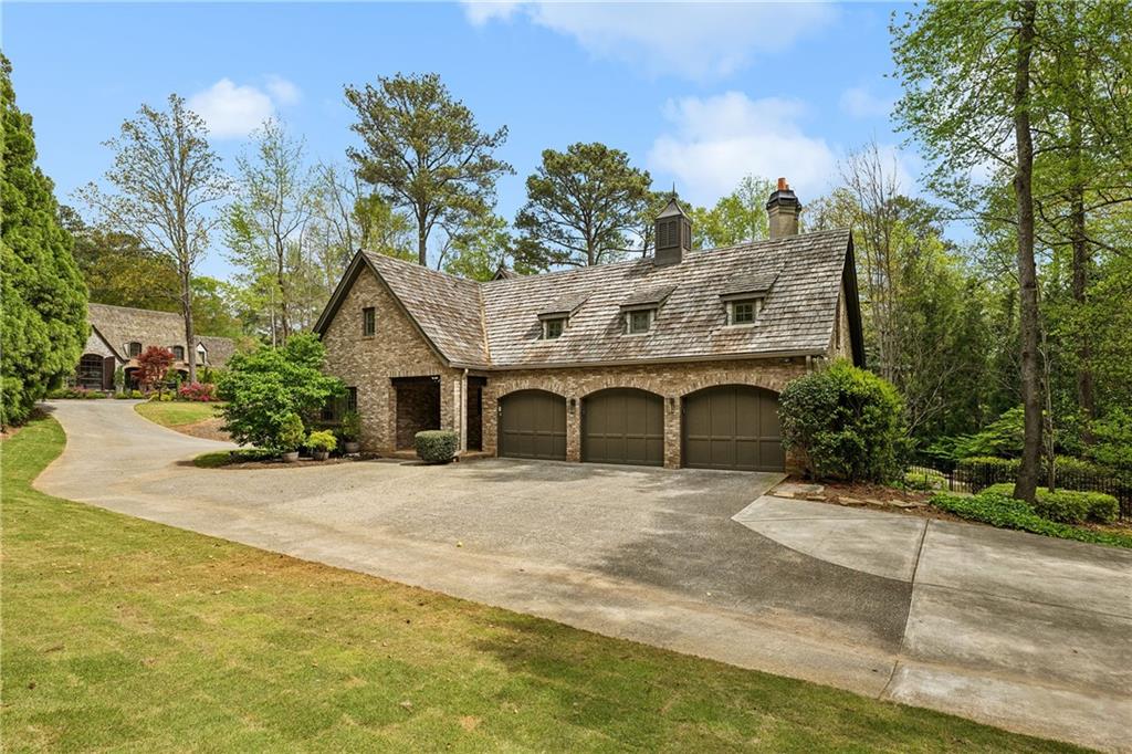 105 Kingston Manor Northeast Atlanta, GA 30342 - Photo 73 of 104