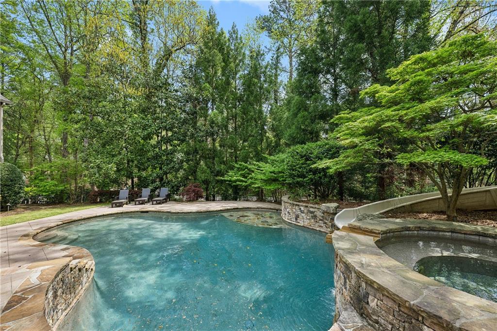 105 Kingston Manor Northeast Atlanta, GA 30342 - Photo 84 of 104