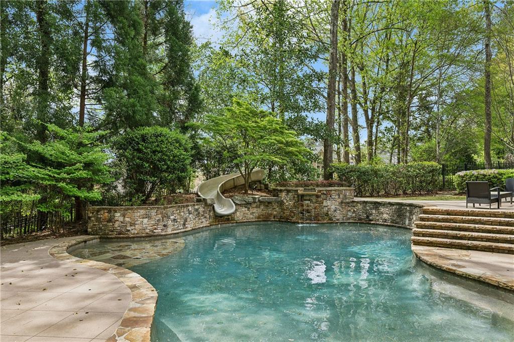 105 Kingston Manor Northeast Atlanta, GA 30342 - Photo 86 of 104