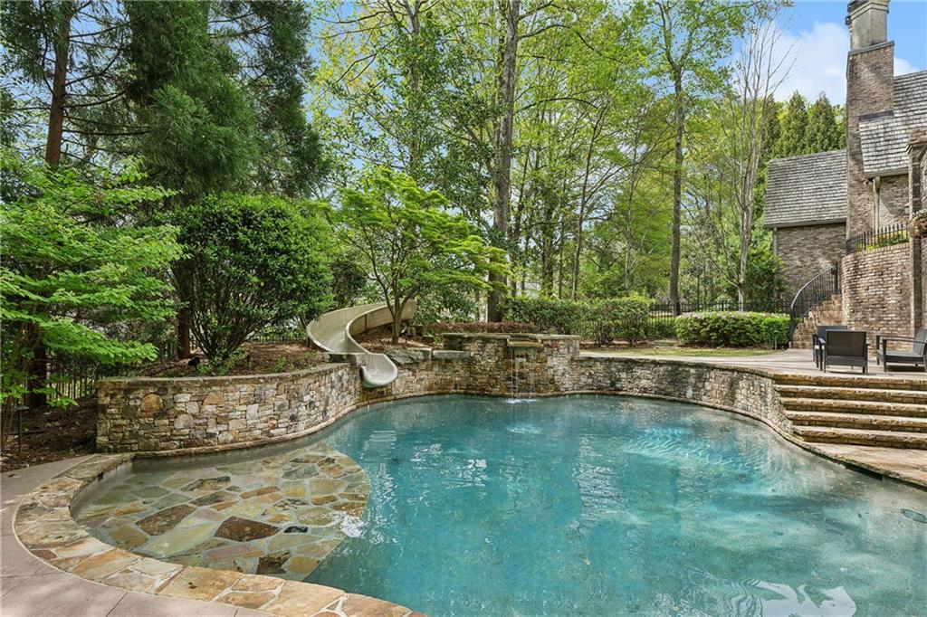 105 Kingston Manor Northeast Atlanta, GA 30342 - Photo 87 of 104