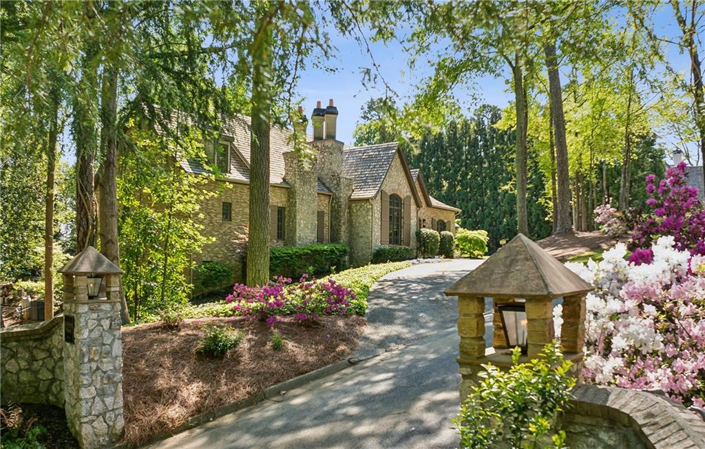 105 Kingston Manor Northeast Atlanta, GA 30342 - Photo 93 of 104