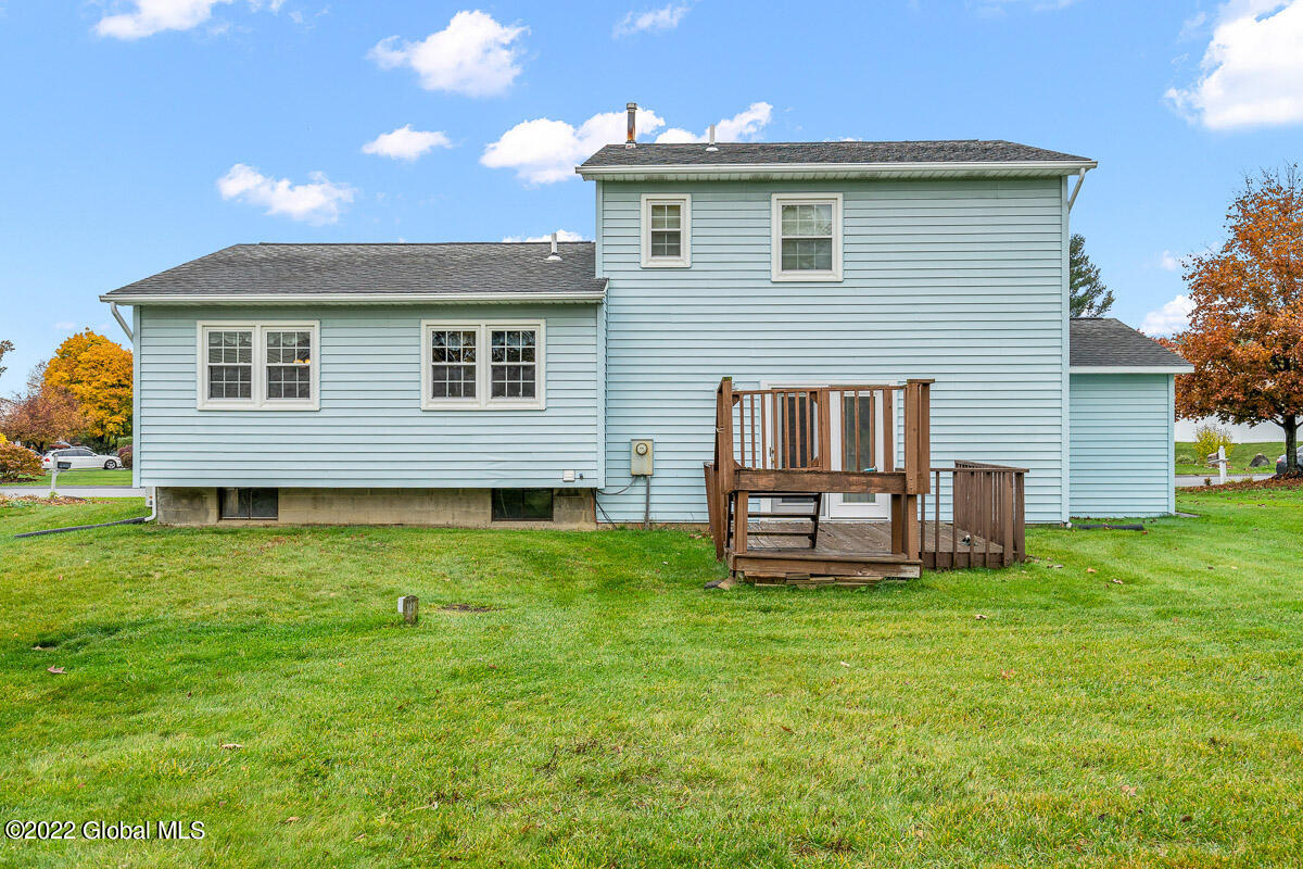 28 Rolling Hills Road Schenectady, NY 12309 - Photo 9 of 48 28 Rolling Hills Road Schenectady NY 009