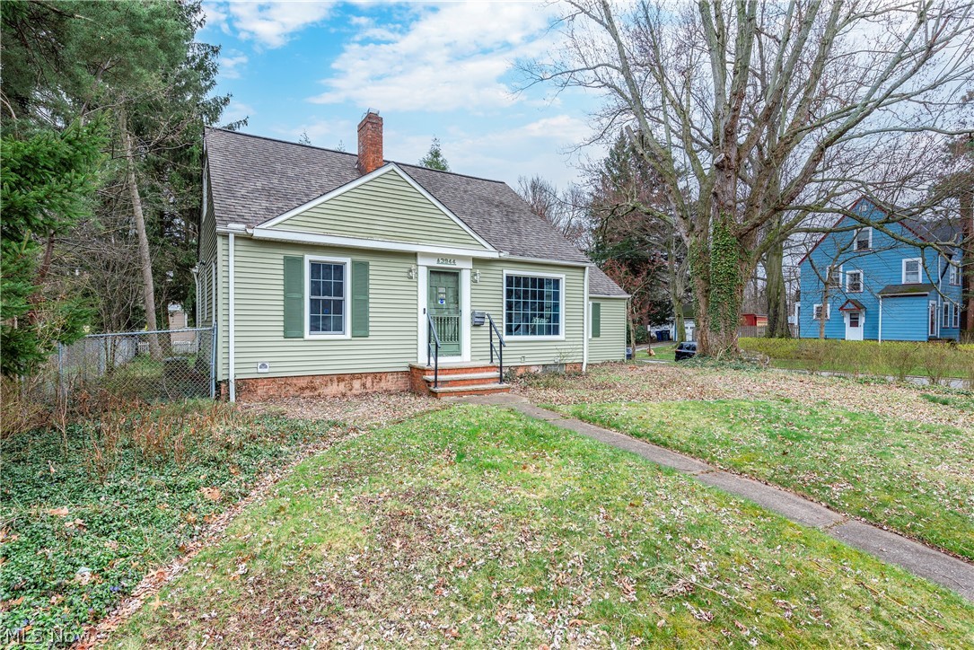 3944 Bluestone Road Cleveland Heights, OH 44121 - Photo 2 of 35