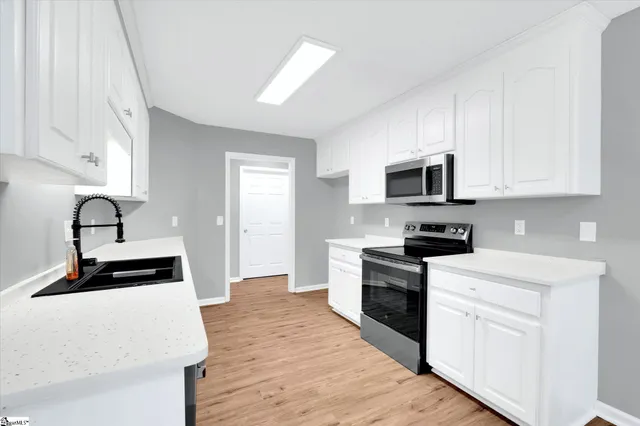 $339,500 | 111 Highway 14, Landrum, SC 29356