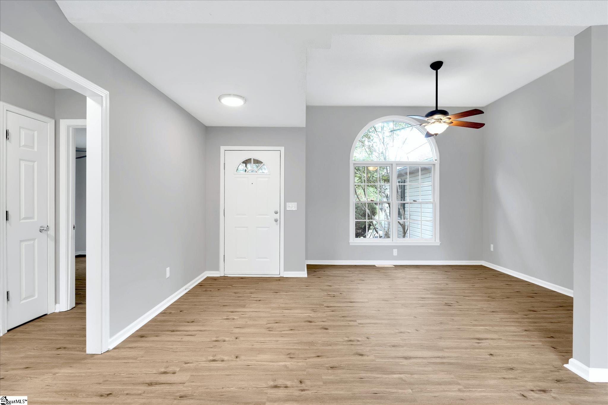 111 Highway 14 Landrum, SC 29356 - Photo 16 of 34