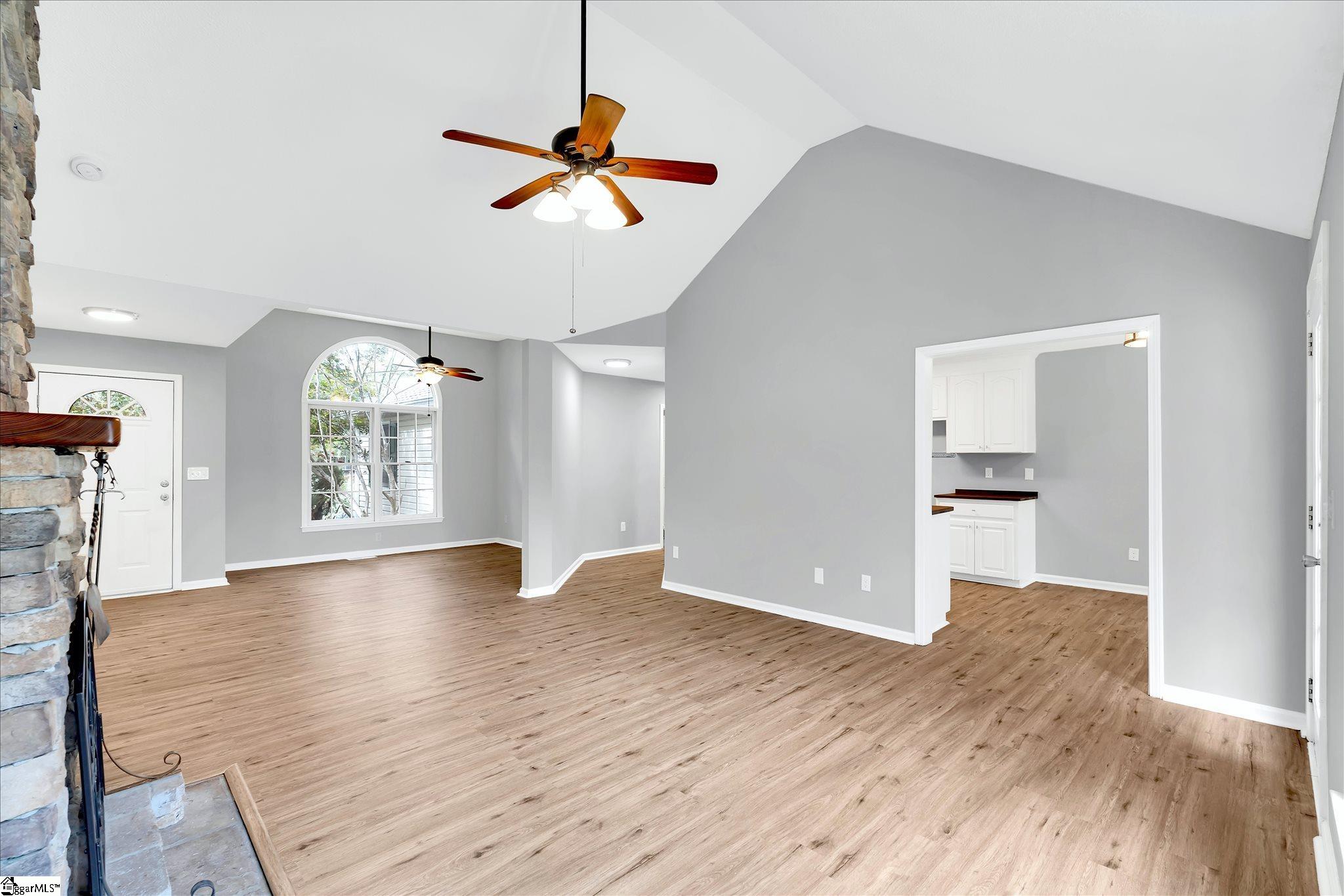 111 Highway 14 Landrum, SC 29356 - Photo 27 of 34