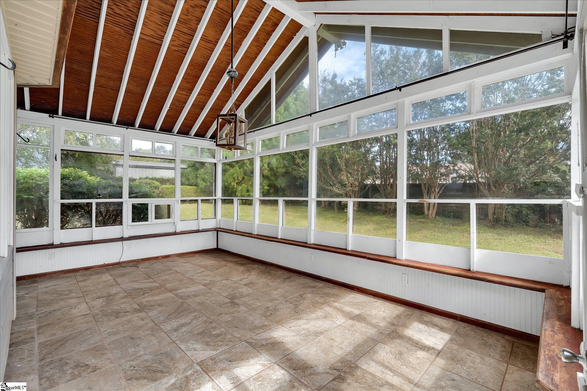 111 Highway 14 Landrum, SC 29356 - Photo 4 of 34