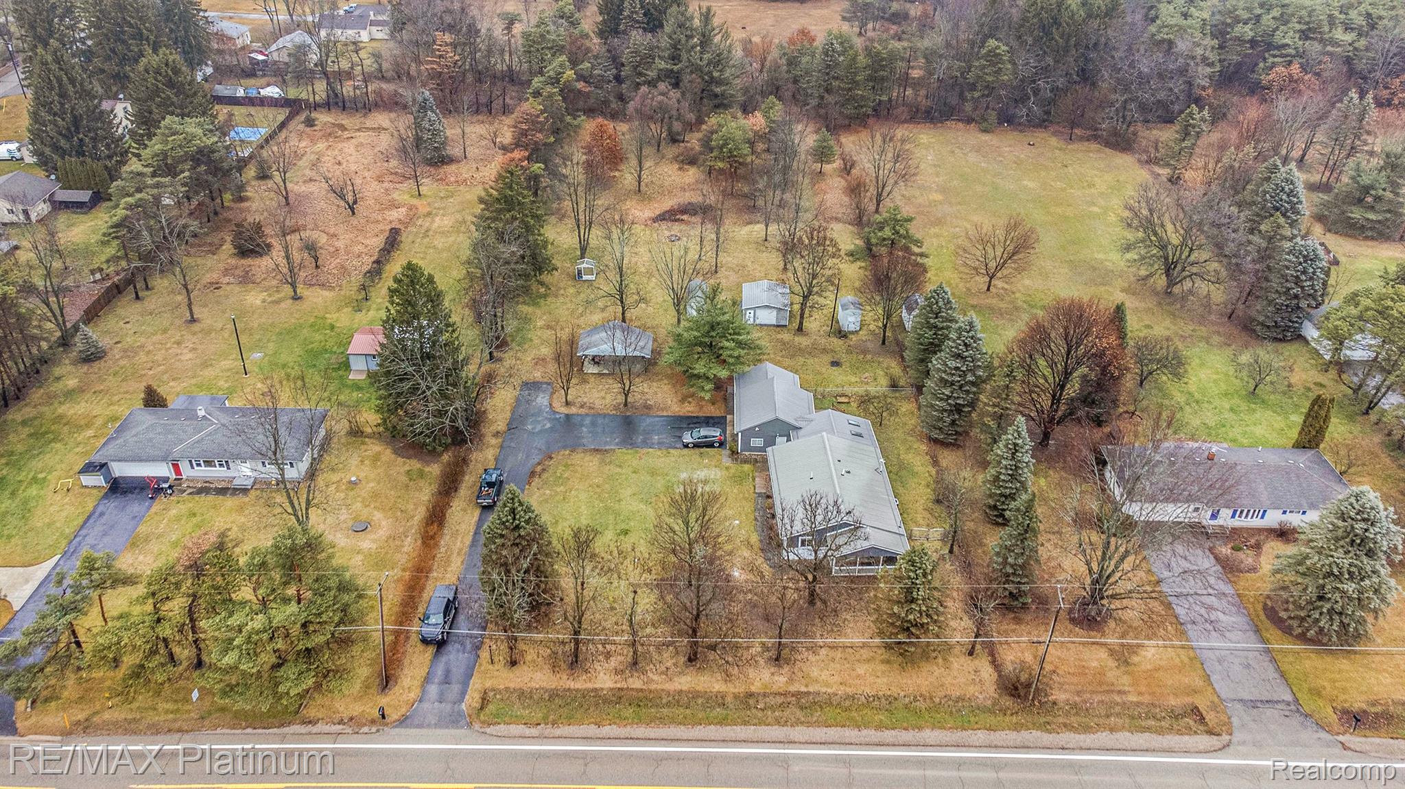 9100 Davisburg Road Clarkston, MI 48348 - Photo 3 of 27 Gallery Image 3