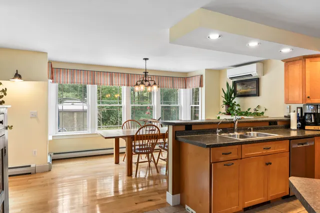 $925,000 | 207 North Auburn Road, Auburn, ME 04210