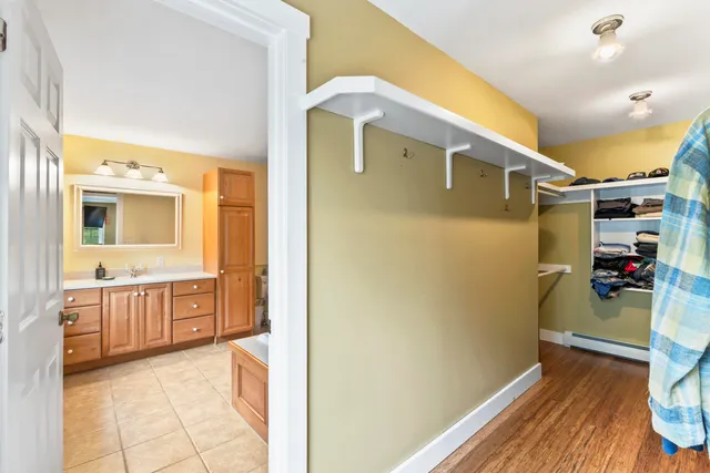 $925,000 | 207 North Auburn Road, Auburn, ME 04210