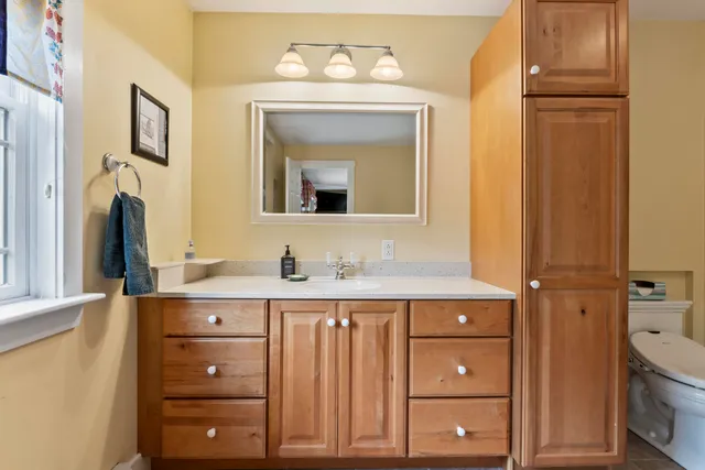 $925,000 | 207 North Auburn Road, Auburn, ME 04210