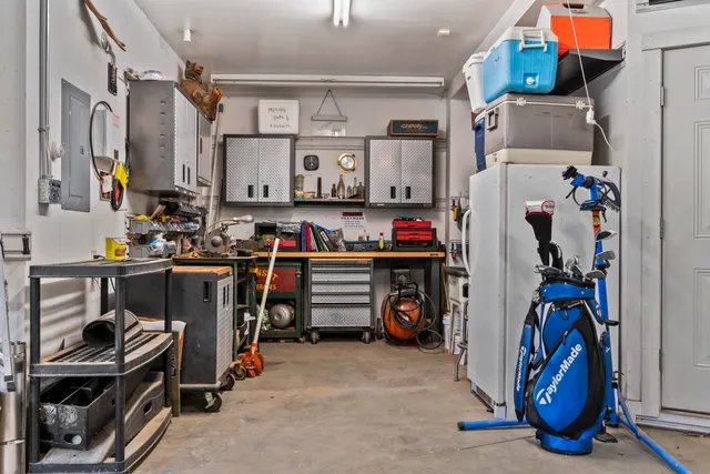 $925,000 | 207 North Auburn Road, Auburn, ME 04210