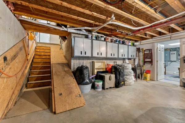 $925,000 | 207 North Auburn Road, Auburn, ME 04210