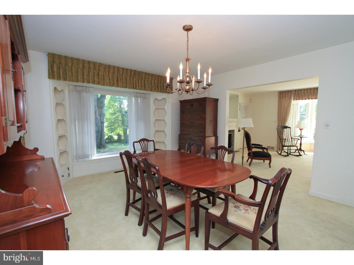 511 Red Leaf Road Wynnewood, PA 19096 - Photo 8 of 25 Dining Room