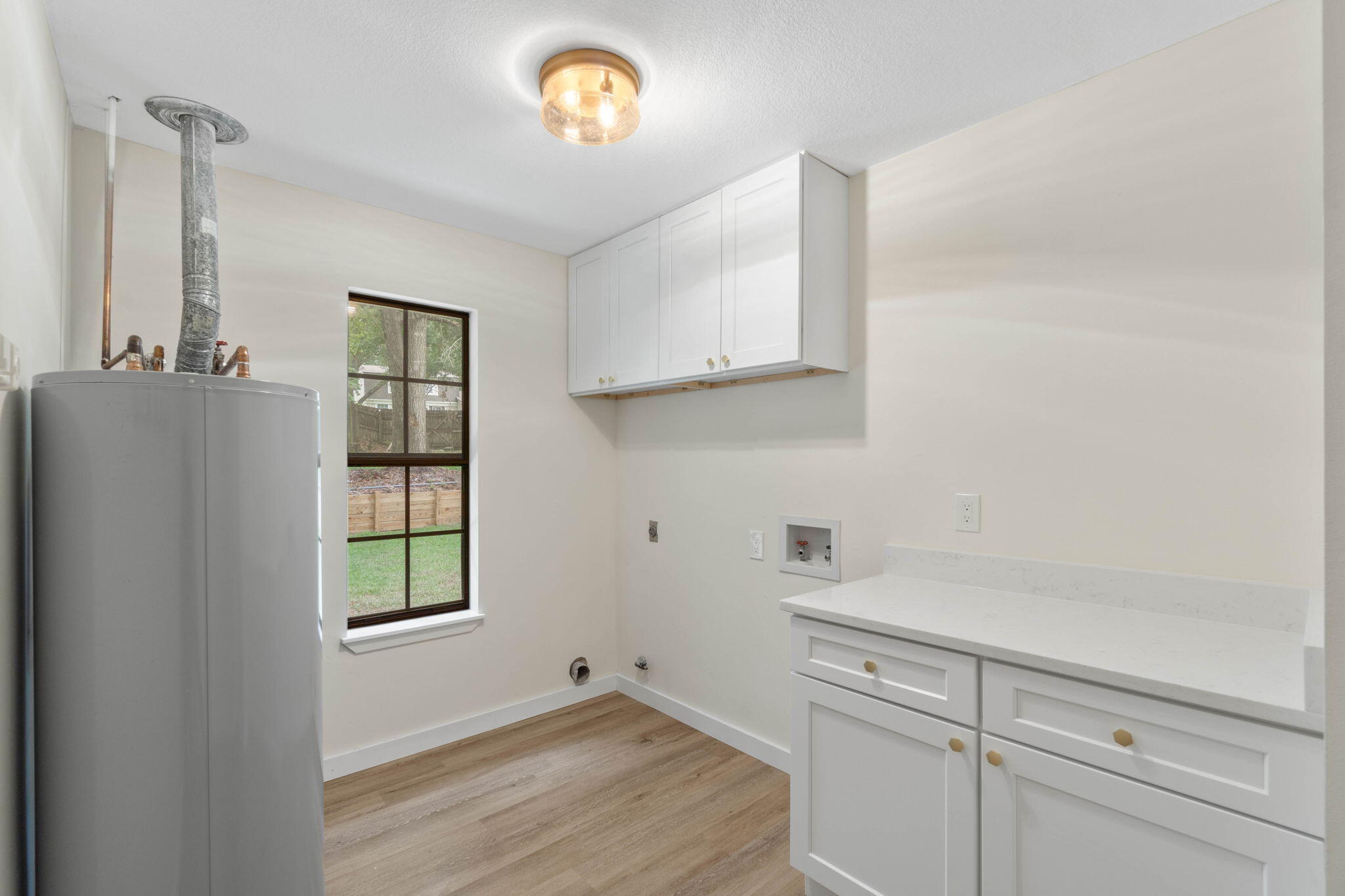 2313 Canal Drive Niceville, FL 32578 - Photo 36 of 52 a view of kitchen and window